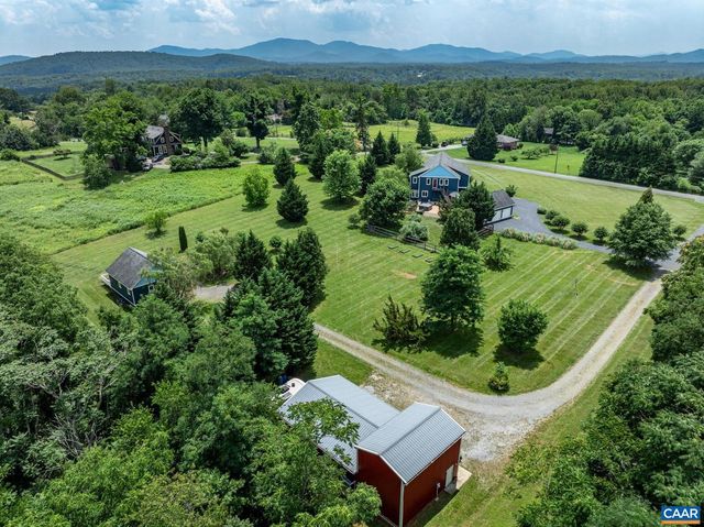 7520 & 7522 GREENWOOD STATION RD, Greenwood, VA 22943