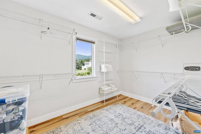 7520 & 7522 GREENWOOD STATION RD, Greenwood, VA 22943