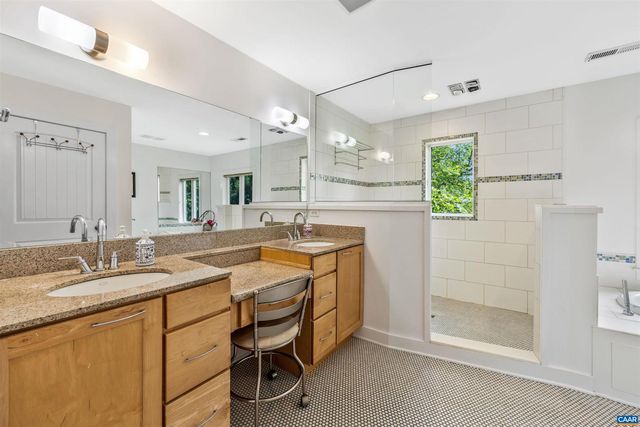 7520 & 7522 GREENWOOD STATION RD, Greenwood, VA 22943