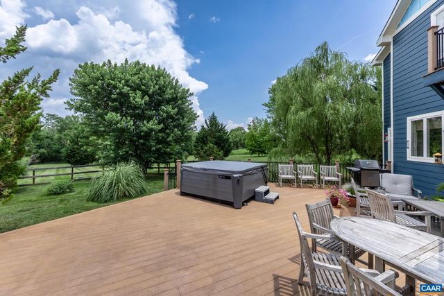 7520 & 7522 GREENWOOD STATION RD, Greenwood, VA 22943