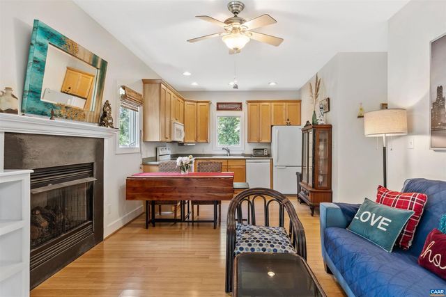 7520 & 7522 GREENWOOD STATION RD, Greenwood, VA 22943