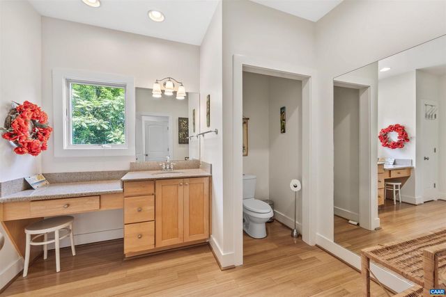 7520 & 7522 GREENWOOD STATION RD, Greenwood, VA 22943