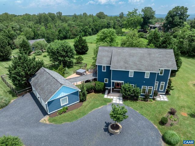 7520 & 7522 GREENWOOD STATION RD, Greenwood, VA 22943