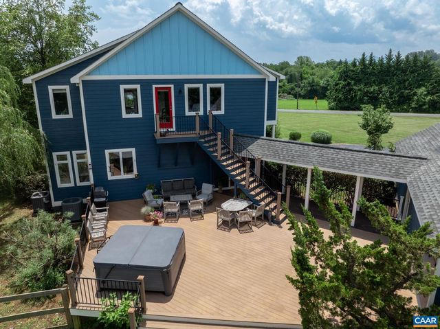 7520 & 7522 GREENWOOD STATION RD, Greenwood, VA 22943