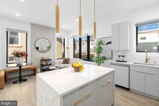 1140 OATES ST NE #102, Washington, DC 20002