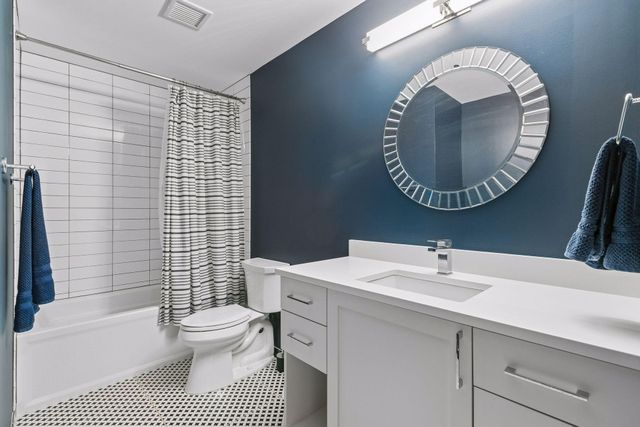 1240 S 2nd Street 203, Minneapolis, MN 55415