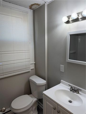 242 Ethel Ave Apt 2, Norfolk, VA 23504