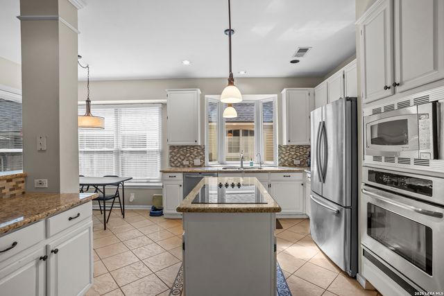 1919 Thicket Trail, San Antonio, TX 78248