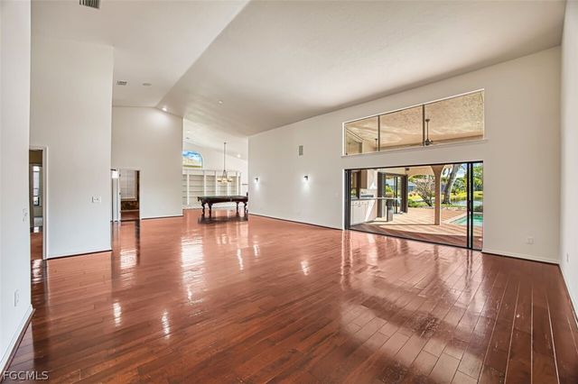 6896 Erin Marie CT, Fort Myers, FL 33919