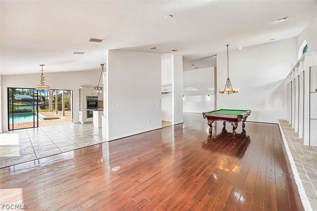 6896 Erin Marie CT, Fort Myers, FL 33919