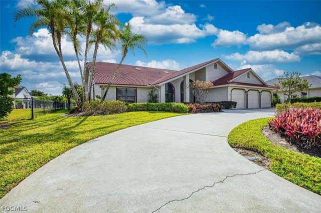 6896 Erin Marie CT, Fort Myers, FL 33919