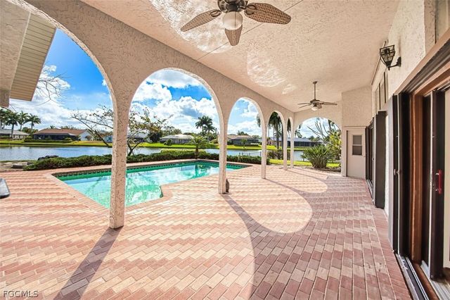 6896 Erin Marie CT, Fort Myers, FL 33919