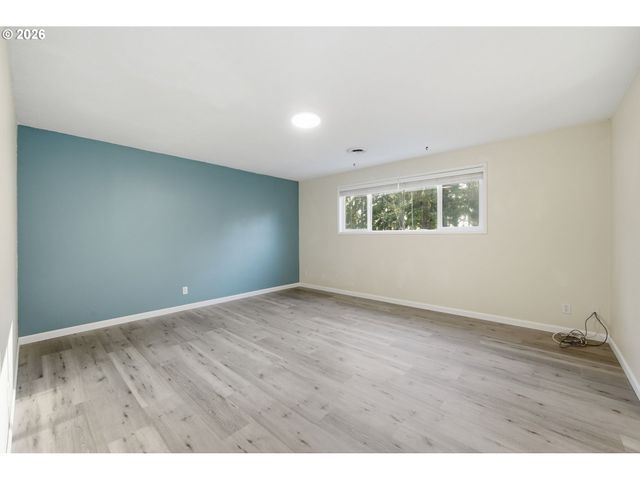 85217 WINDING Way, Pleasant Hill, OR 97455