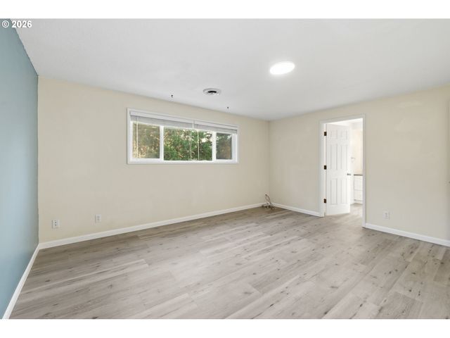 85217 WINDING Way, Pleasant Hill, OR 97455