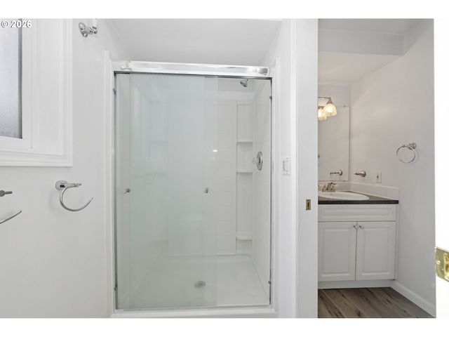 85217 WINDING Way, Pleasant Hill, OR 97455