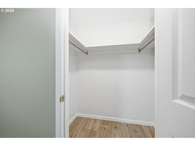 85217 WINDING Way, Pleasant Hill, OR 97455