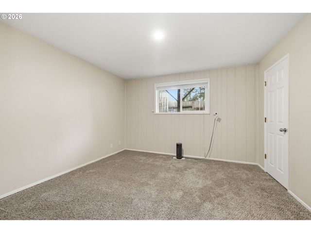 85217 WINDING Way, Pleasant Hill, OR 97455