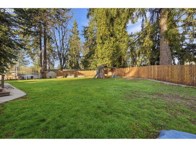 85217 WINDING Way, Pleasant Hill, OR 97455