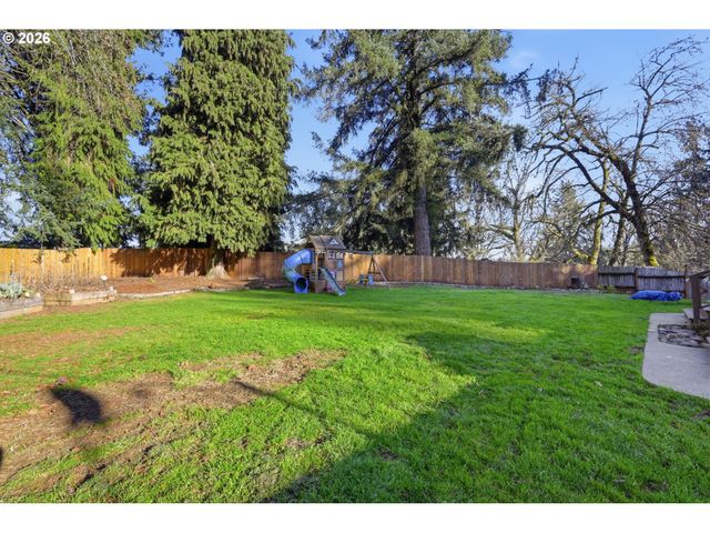85217 WINDING Way, Pleasant Hill, OR 97455