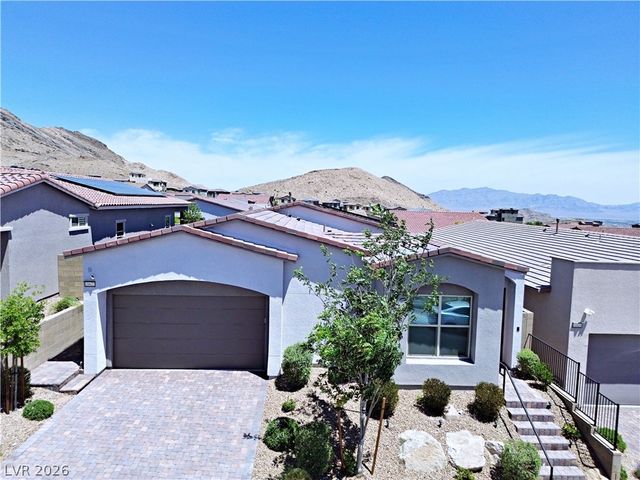 11622 Peregrine Point Court, Las Vegas, NV 89138