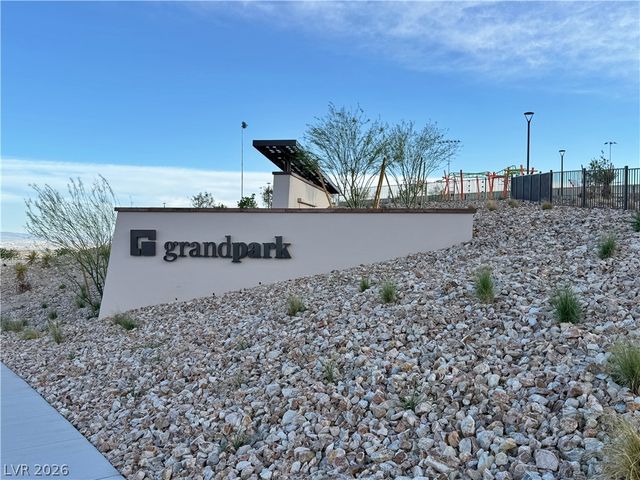 11622 Peregrine Point Court, Las Vegas, NV 89138