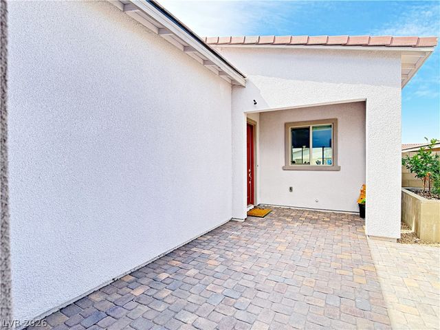 11622 Peregrine Point Court, Las Vegas, NV 89138