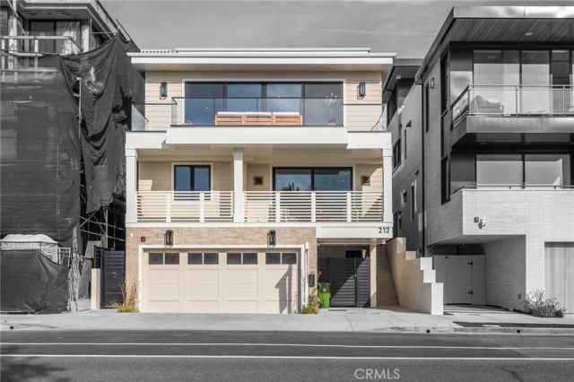 212 Manhattan Avenue, Manhattan Beach, CA 90266
