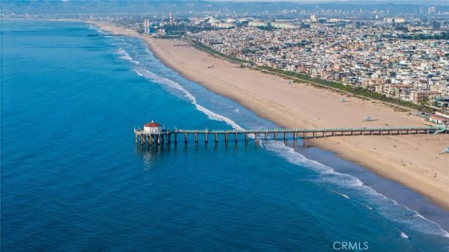 212 Manhattan Avenue, Manhattan Beach, CA 90266