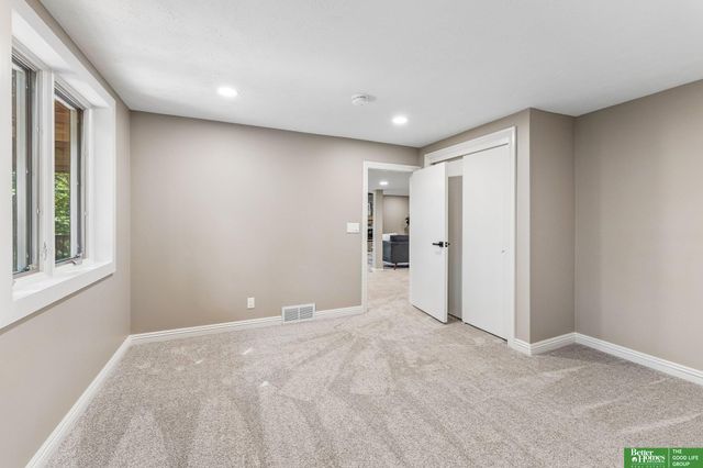 21925 Quail Ridge Circle, Elkhorn, NE 68022