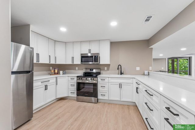 21925 Quail Ridge Circle, Elkhorn, NE 68022