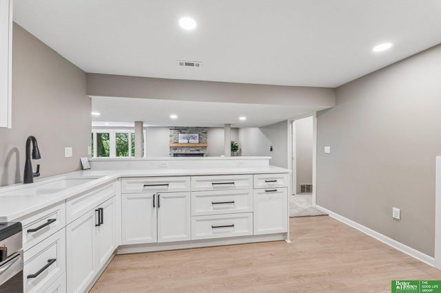 21925 Quail Ridge Circle, Elkhorn, NE 68022