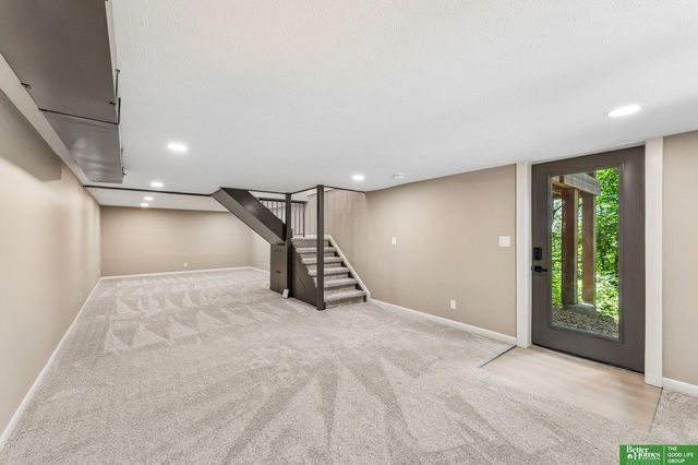 21925 Quail Ridge Circle, Elkhorn, NE 68022