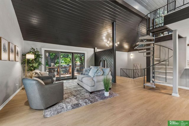 21925 Quail Ridge Circle, Elkhorn, NE 68022