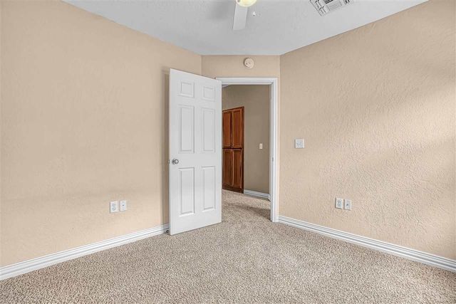 201 NW Cherry Ave, Cache, OK 73527