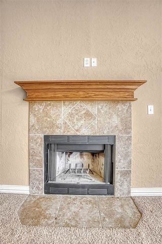 201 NW Cherry Ave, Cache, OK 73527