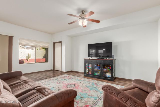 206 W HAWAII Drive, Casa Grande, AZ 85122