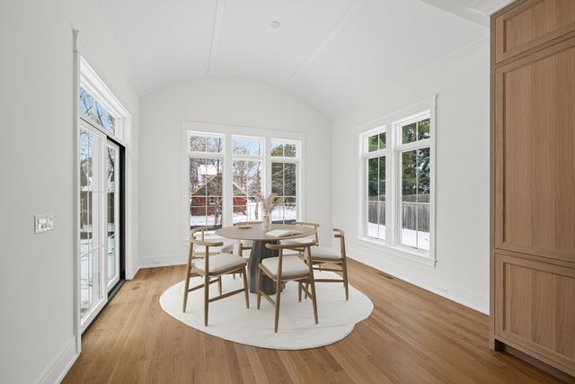 2438 Pomona Lane, Wilmette, IL 60091