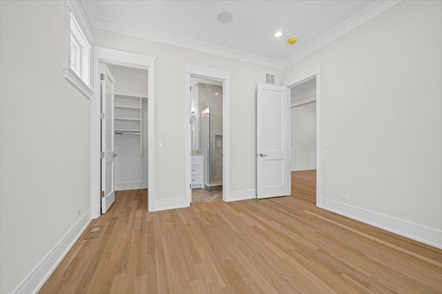 2438 Pomona Lane, Wilmette, IL 60091