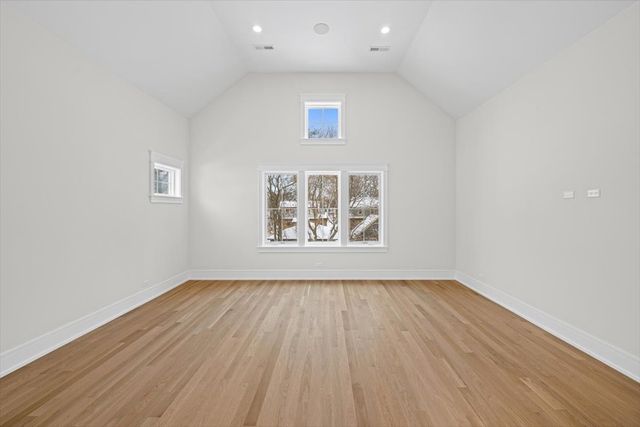 2438 Pomona Lane, Wilmette, IL 60091