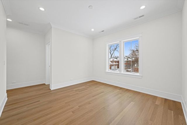 2438 Pomona Lane, Wilmette, IL 60091