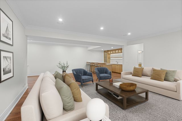 2438 Pomona Lane, Wilmette, IL 60091