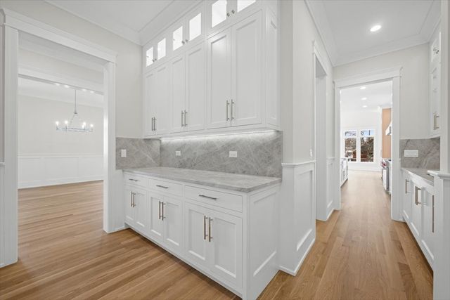 2438 Pomona Lane, Wilmette, IL 60091