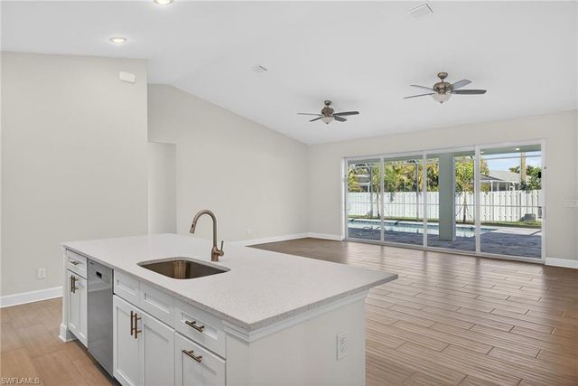 1141 SE 35th ST, Cape Coral, FL 33904