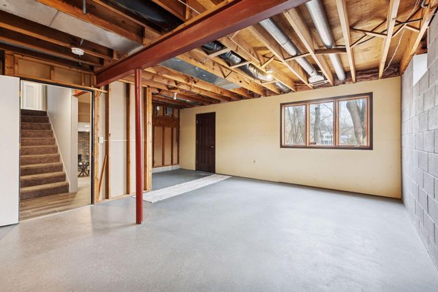 4321 Lancelot Drive, Minnetonka, MN 55345