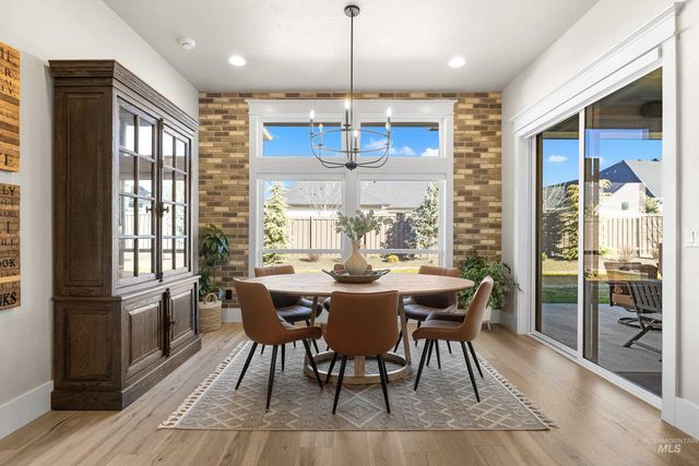 5008 W Strant St, Eagle, ID 83616