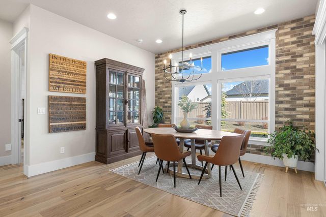 5008 W Strant St, Eagle, ID 83616