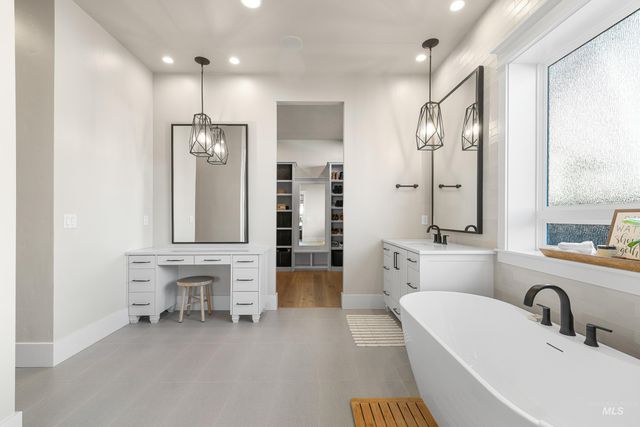 5008 W Strant St, Eagle, ID 83616