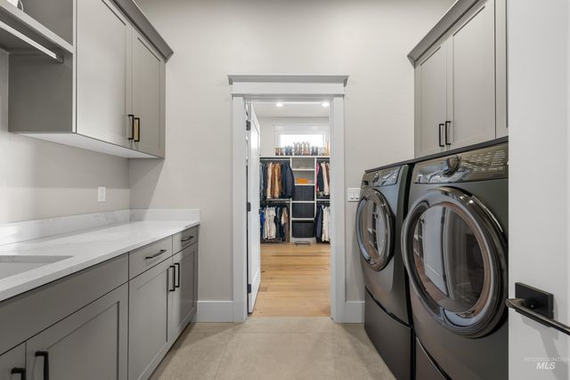 5008 W Strant St, Eagle, ID 83616