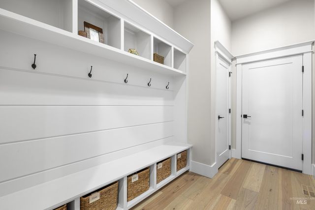 5008 W Strant St, Eagle, ID 83616