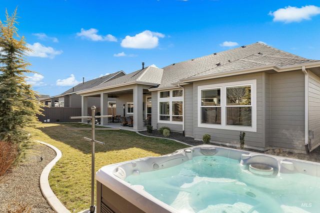 5008 W Strant St, Eagle, ID 83616